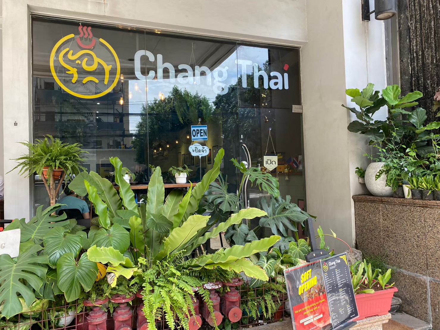 chang thai マニラ　タイ料理レストラン